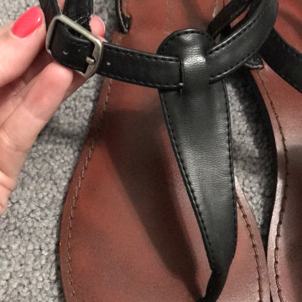 Black sandals - Picture 2 of 2